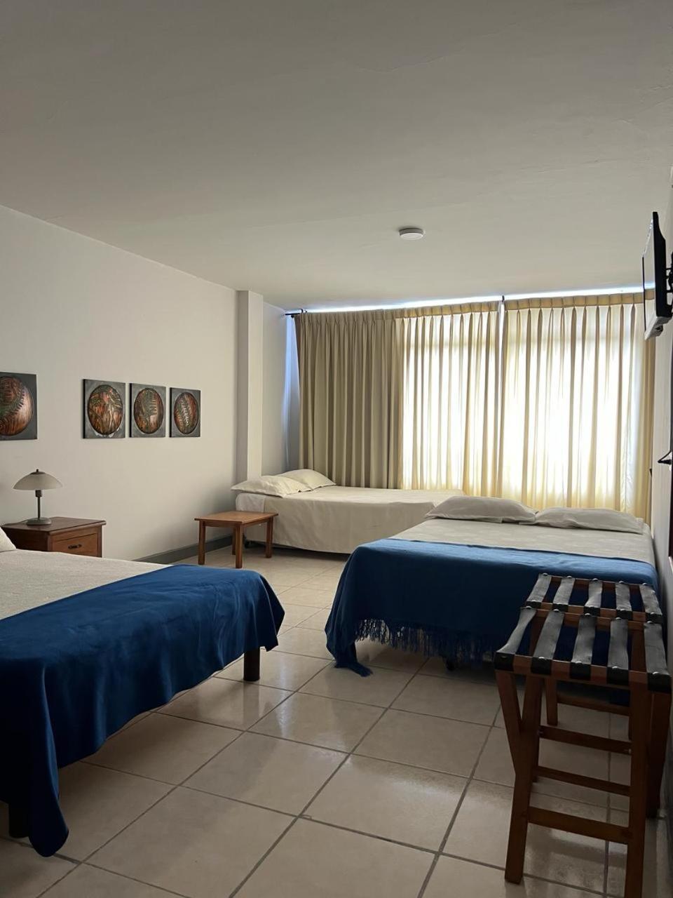 Hotel Armenia Centro מראה חיצוני תמונה
