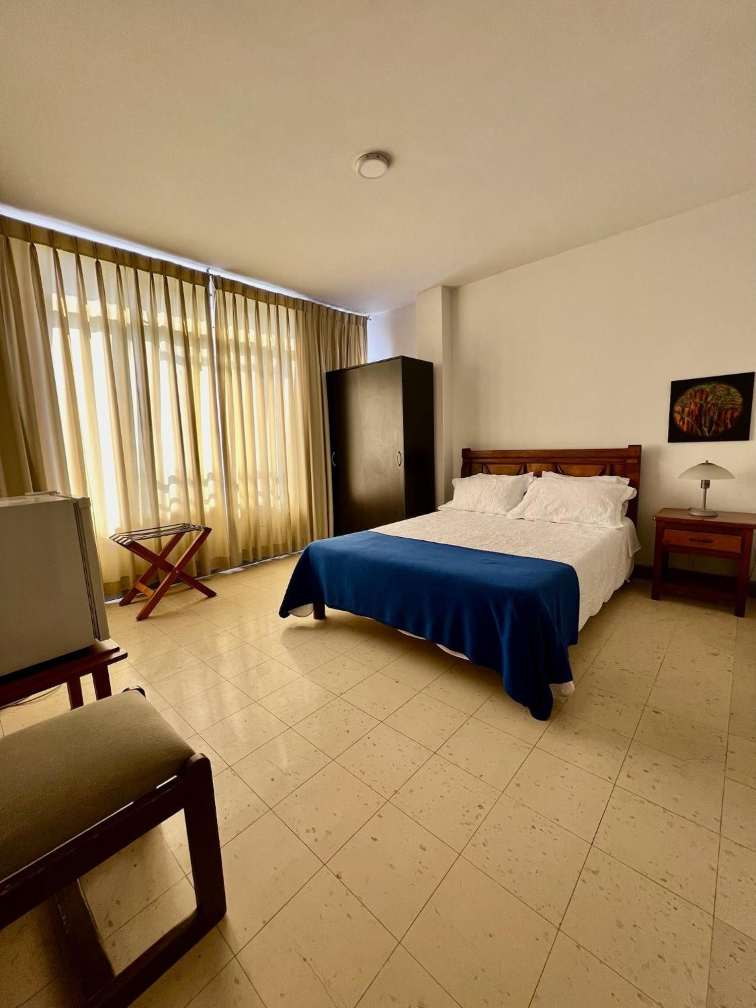 Hotel Armenia Centro מראה חיצוני תמונה