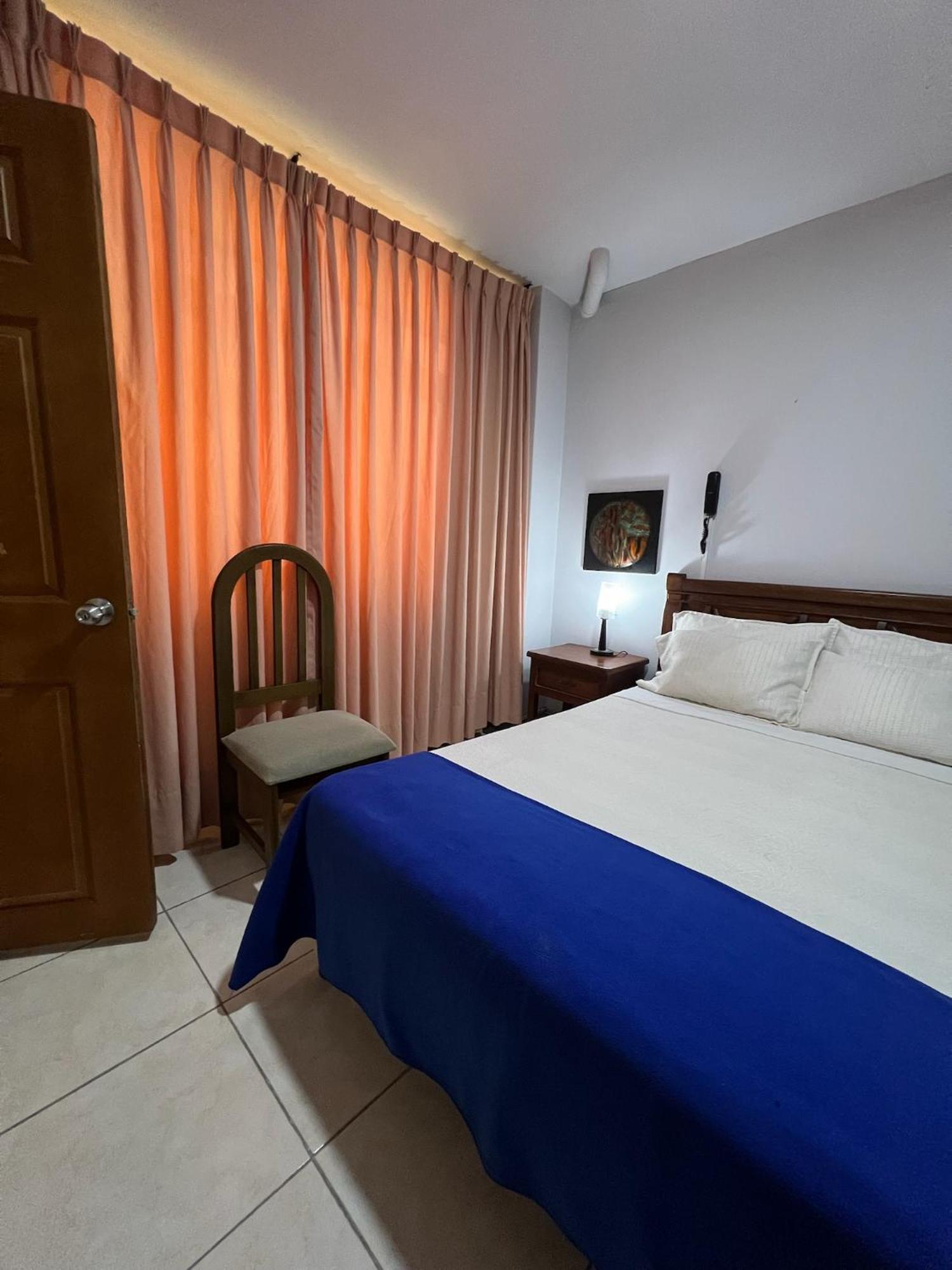 Hotel Armenia Centro מראה חיצוני תמונה