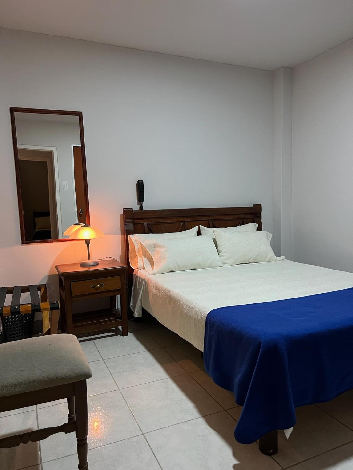 Hotel Armenia Centro מראה חיצוני תמונה
