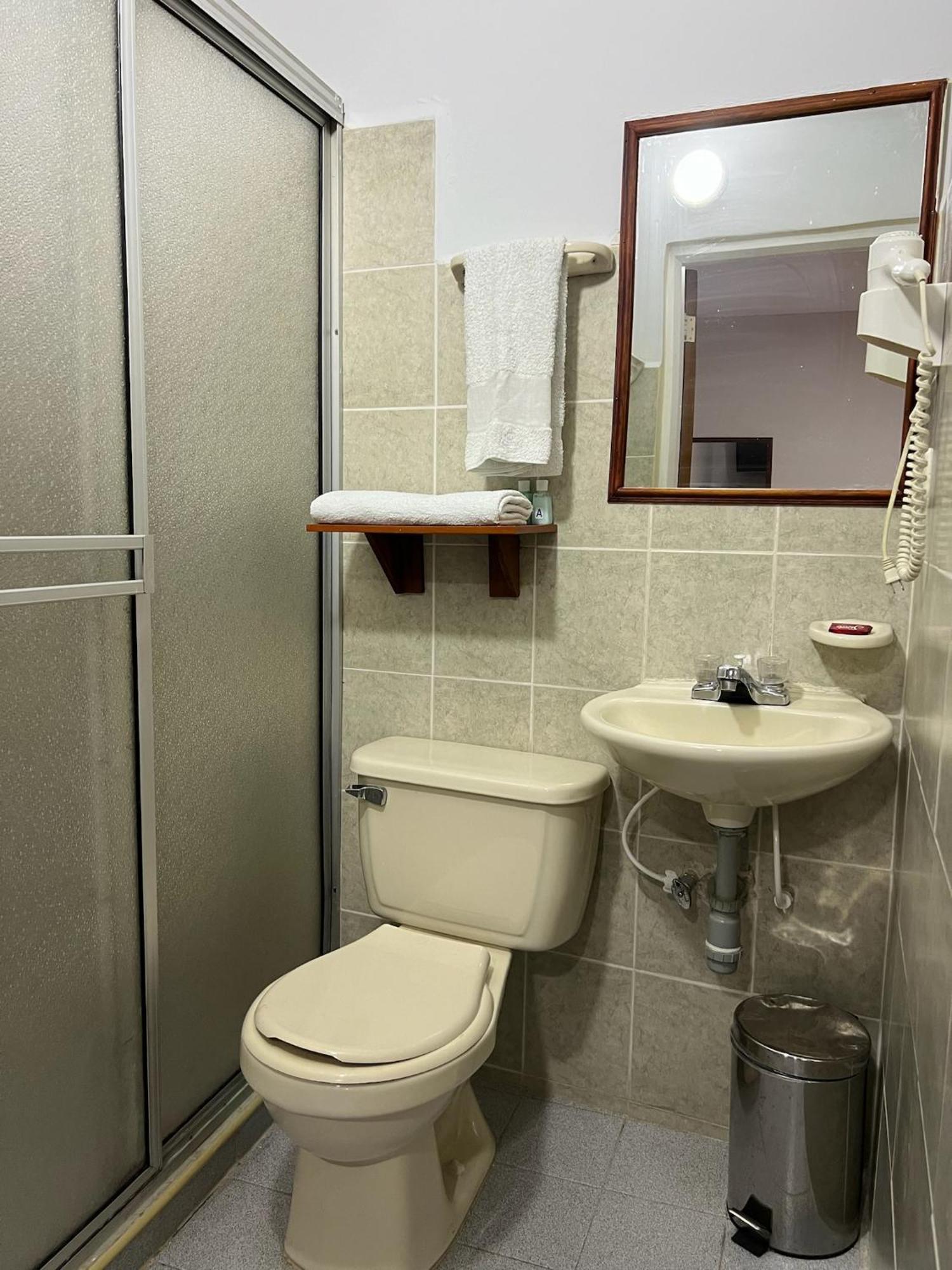 Hotel Armenia Centro מראה חיצוני תמונה