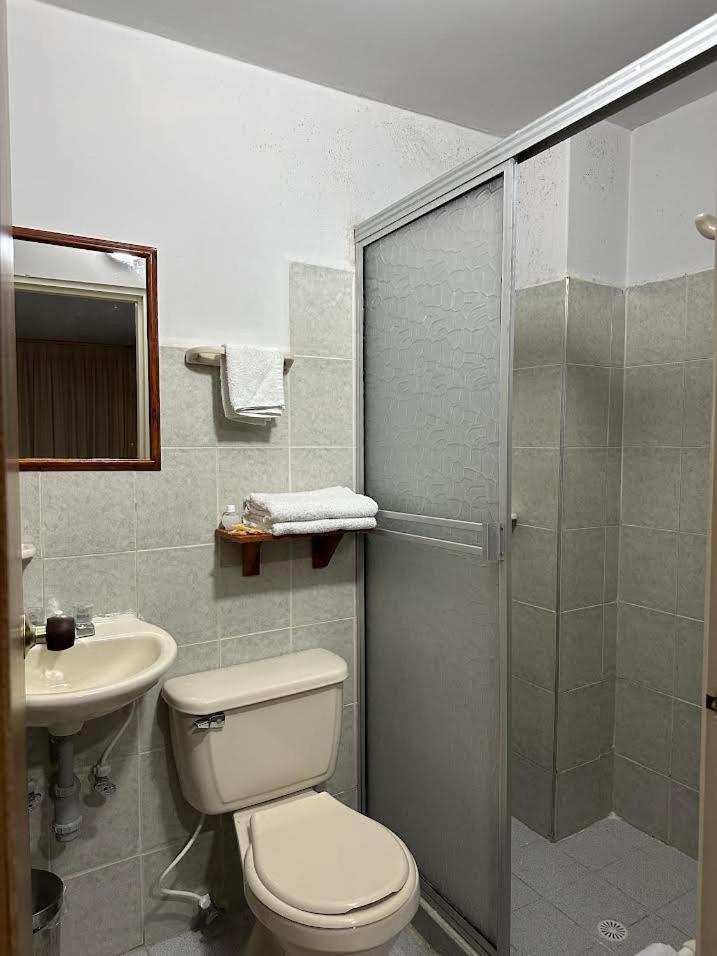 Hotel Armenia Centro מראה חיצוני תמונה
